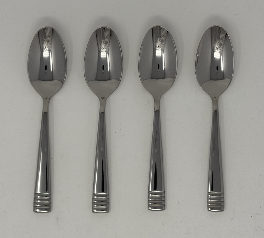 Oneida Culinaria Set of 4 Dinner / Oval Bowl Soup Spoons Set of 4