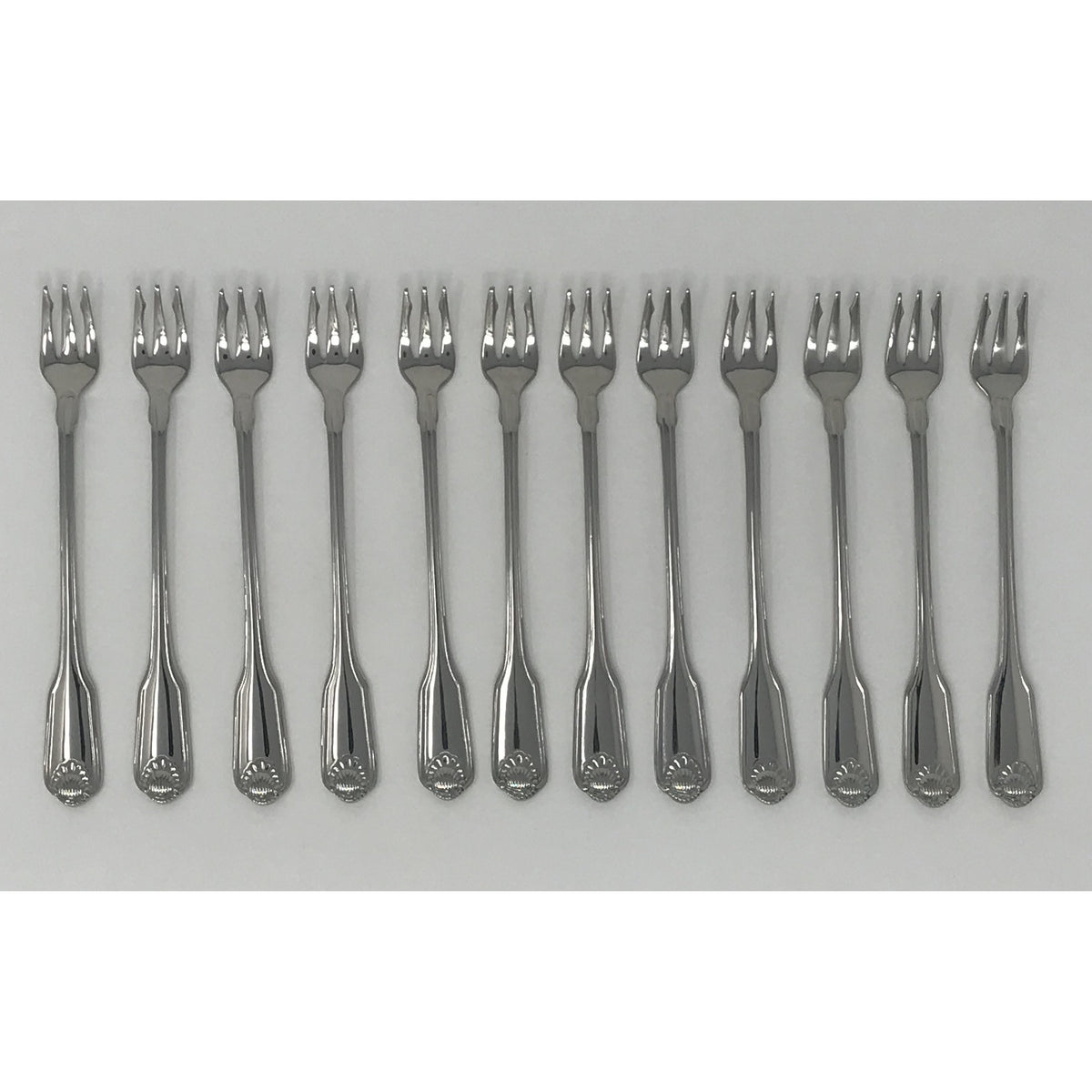 Oneida Shell Pattern Oneida Classic Shell Set of 12 Seafood Forks | EXTRA 30% OFF CODE FF30